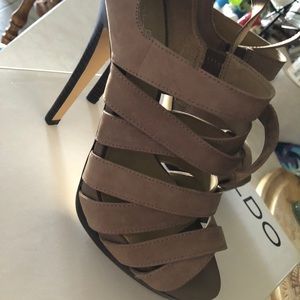 Natural color Aldo stiletto